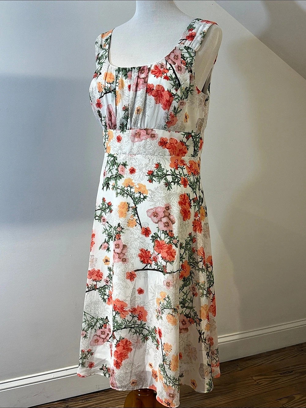 Dress Barn Floral Midi Dress in White & Red Size 12 Like New